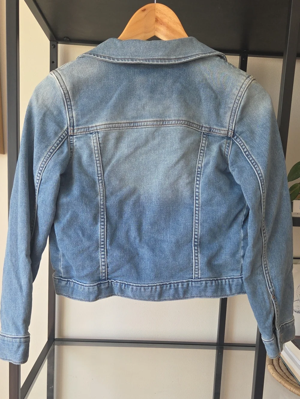 GAP Women's Light Blue Denim Jacket